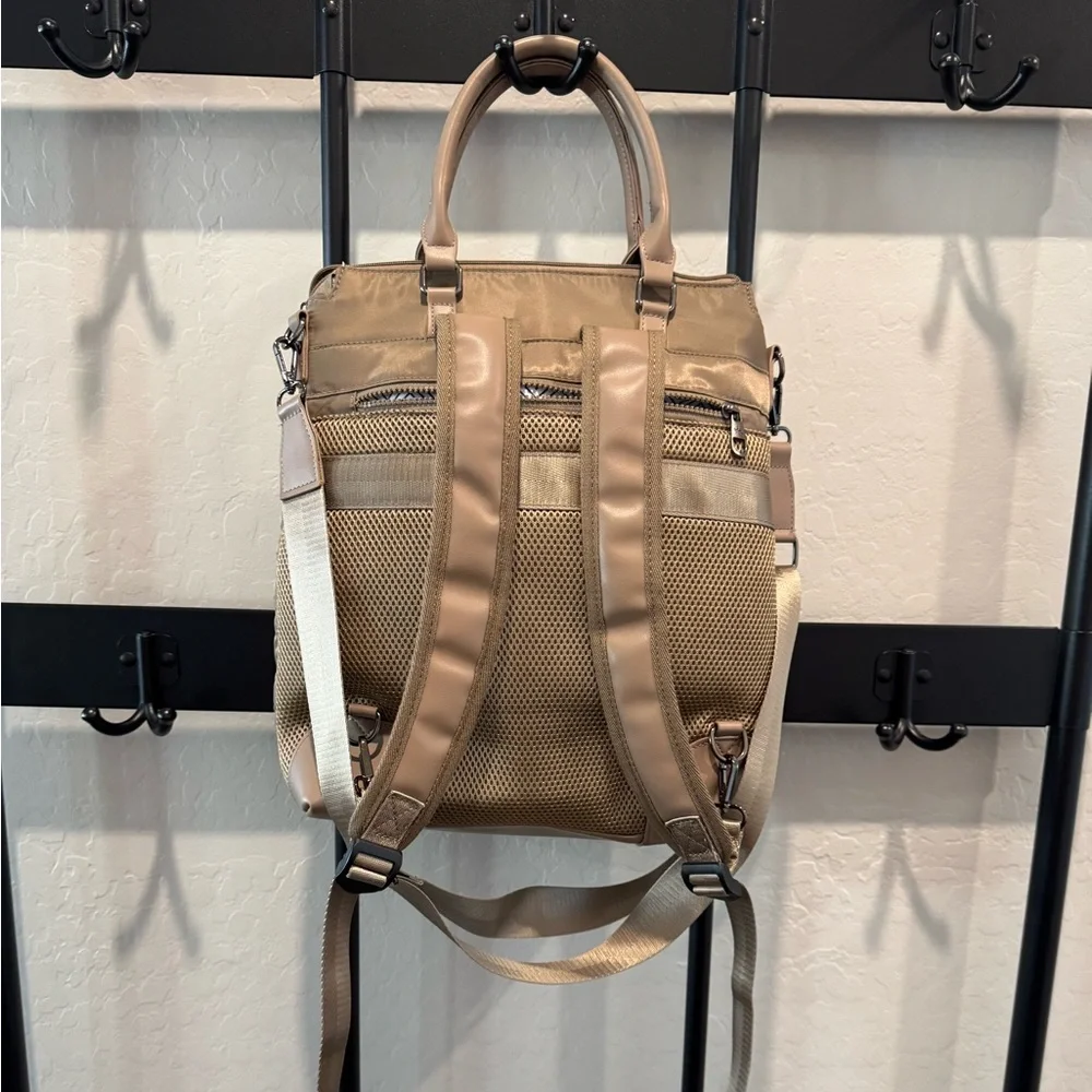 Trendy YLX Gear Laptop Backpack